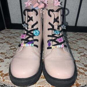 Art class pink boots. Vinyl. Size 2.
